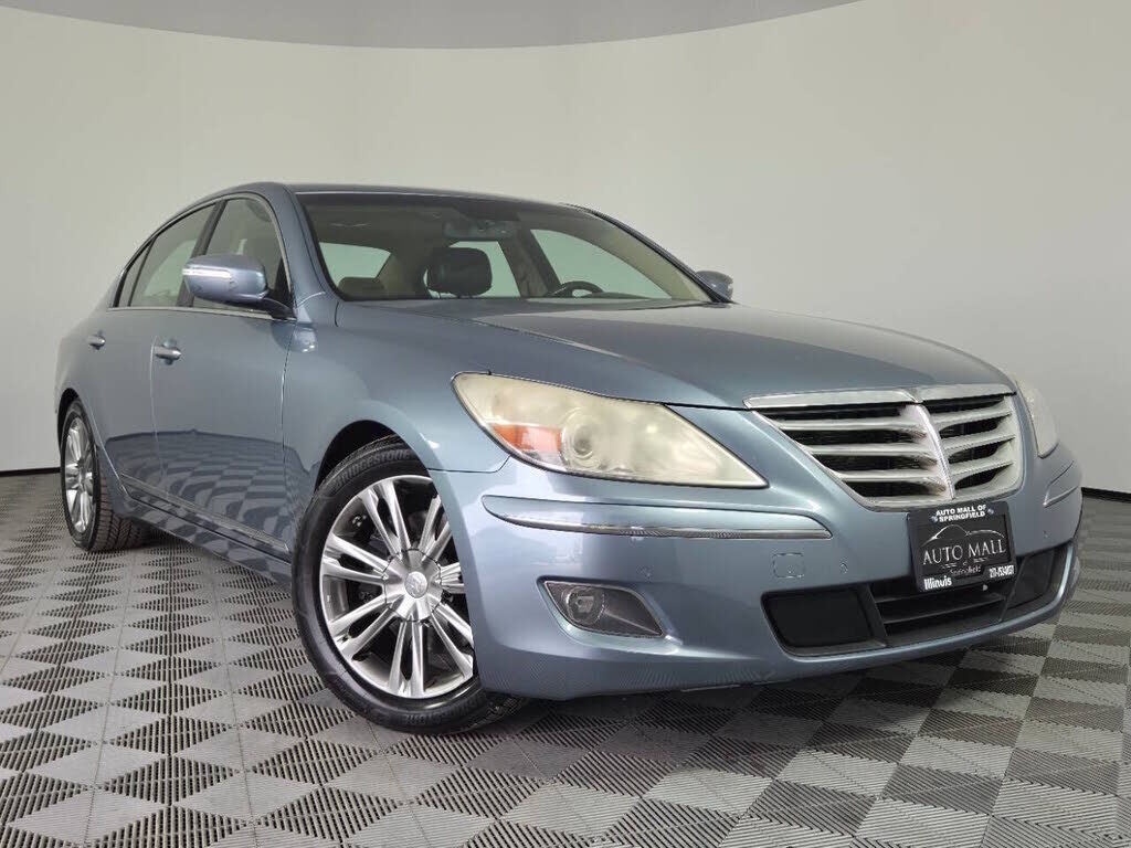 2011 HYUNDAI Genesis