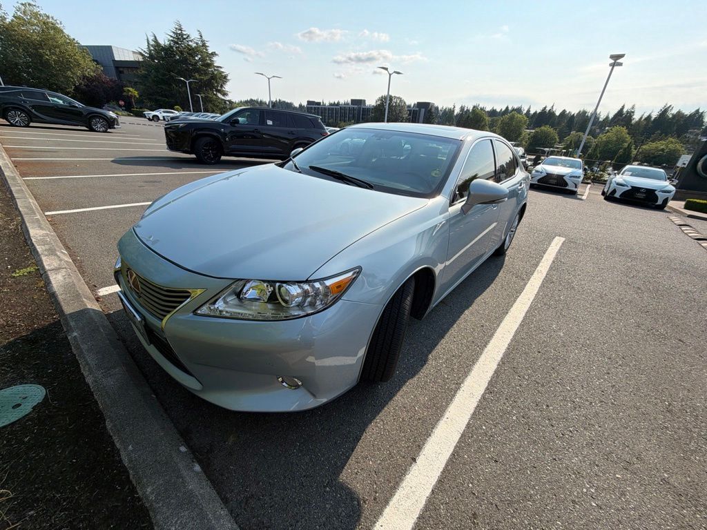 2014 LEXUS ES
