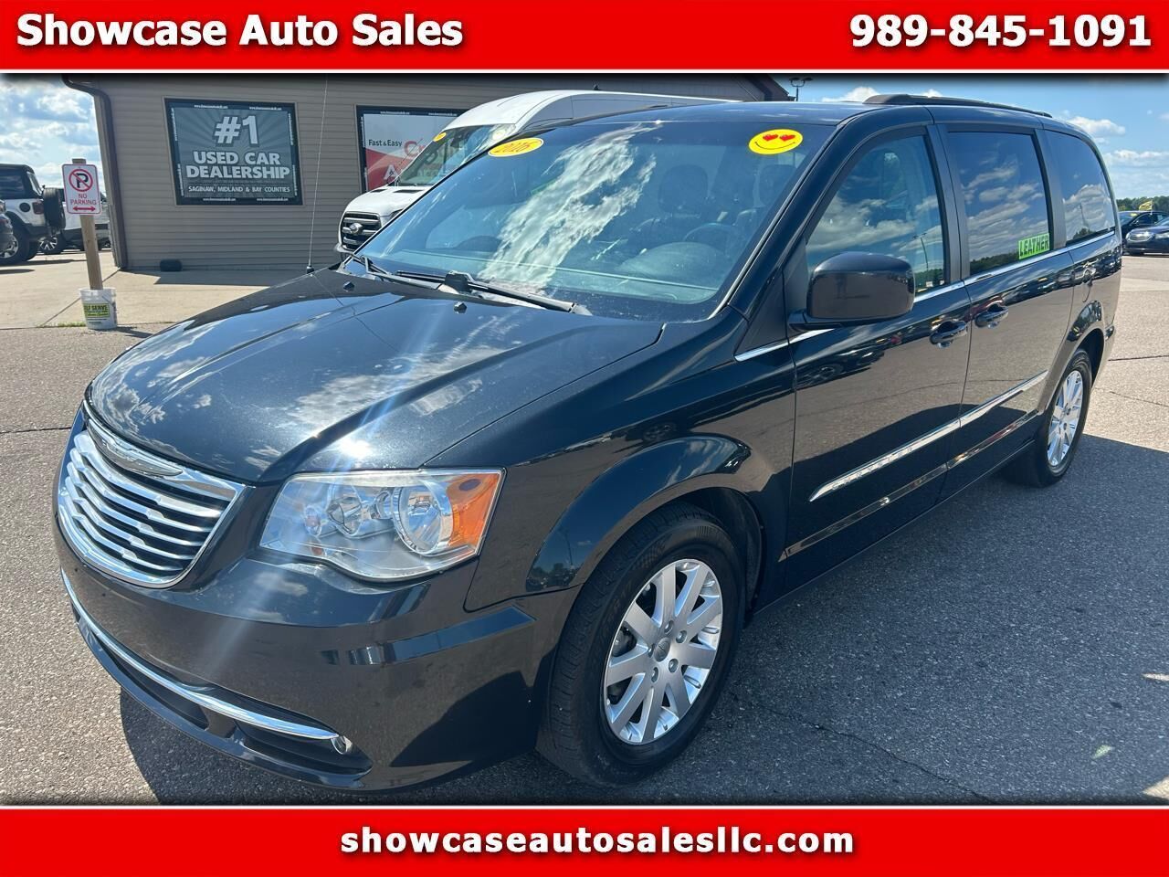 2016 CHRYSLER Town and Country