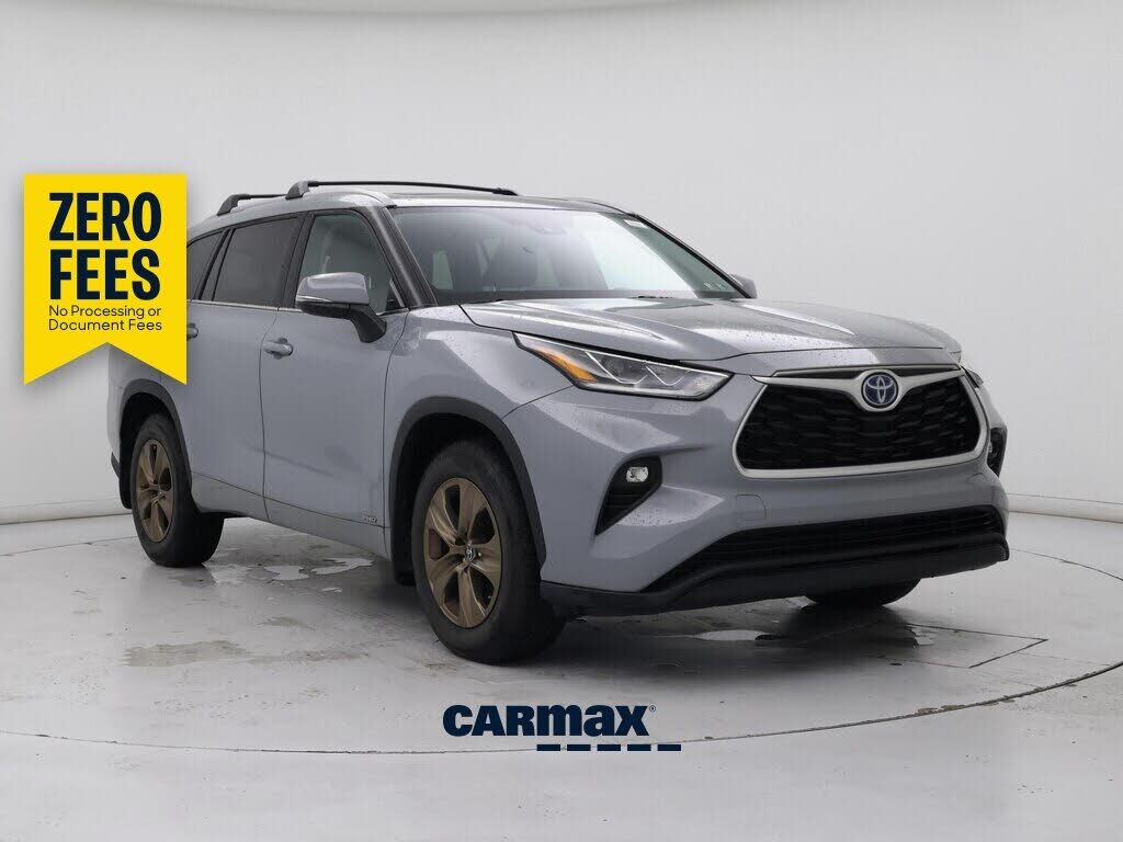 2022 TOYOTA Highlander