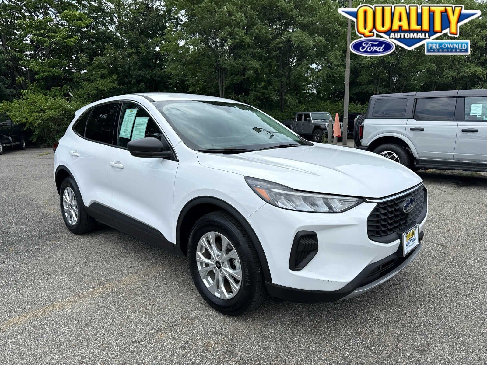 2023 FORD Escape