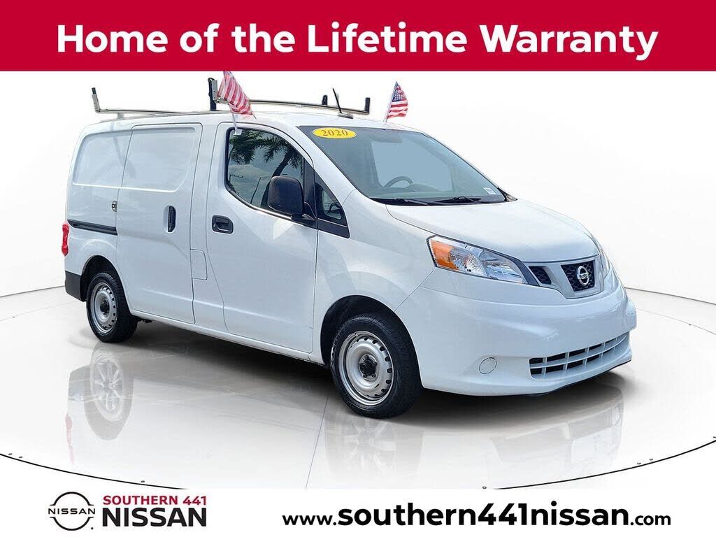 2020 NISSAN NV200