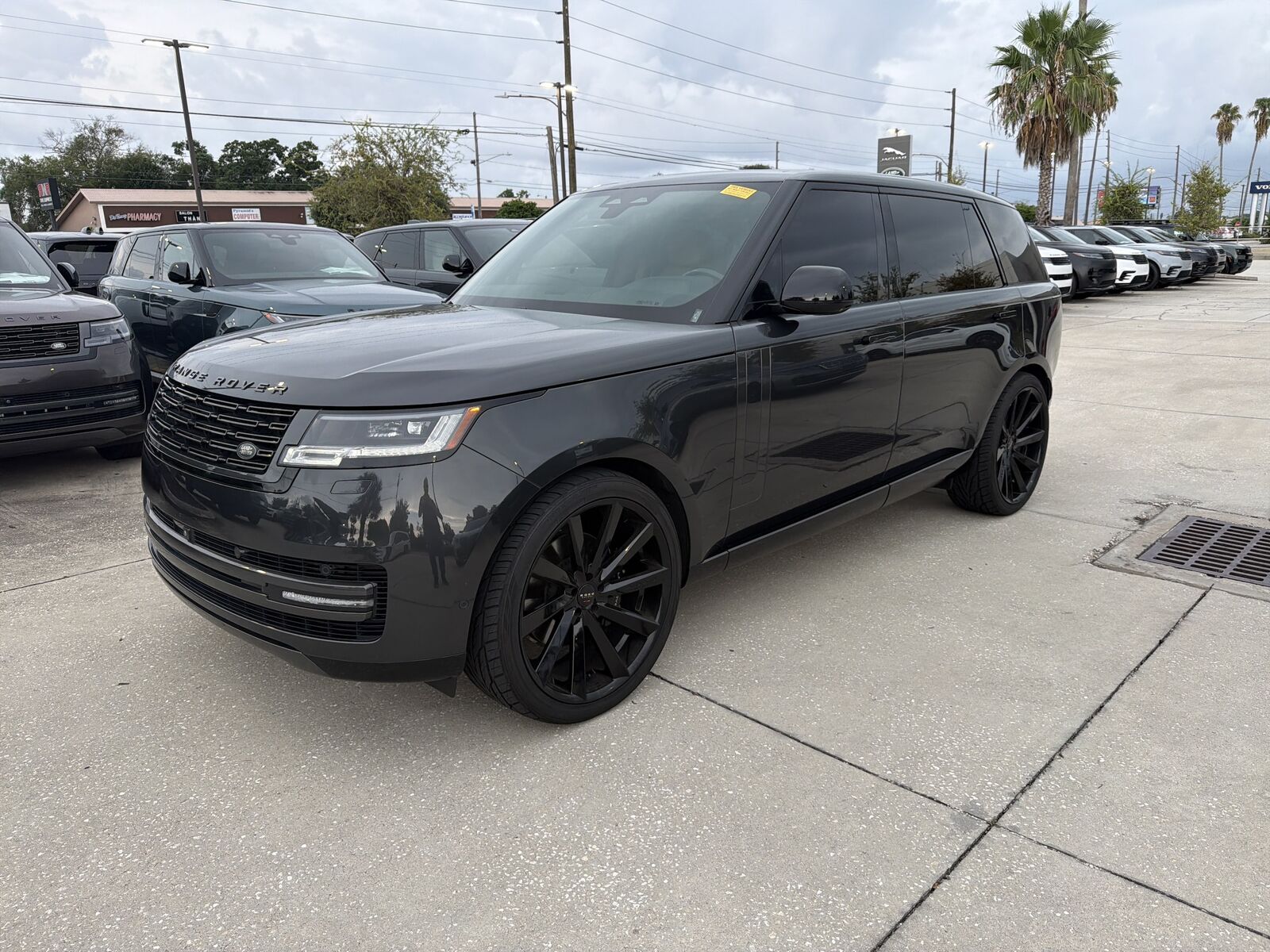 2024 LAND ROVER Range Rover
