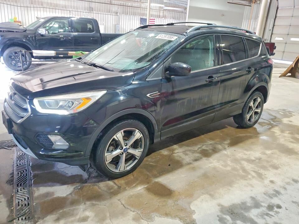 2017 FORD Escape