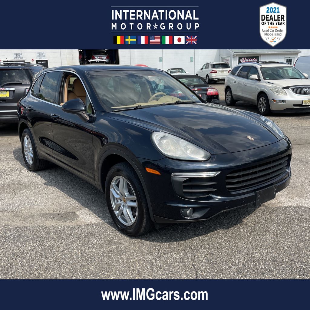 2016 PORSCHE Cayenne