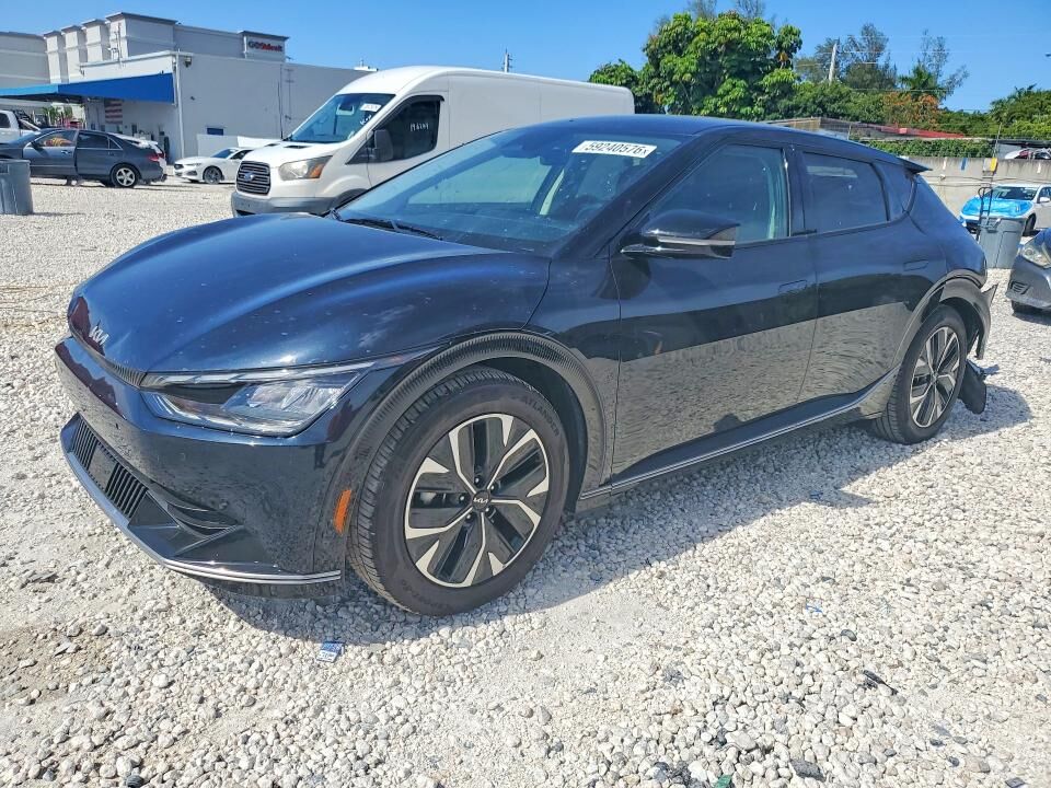 2023 KIA EV6