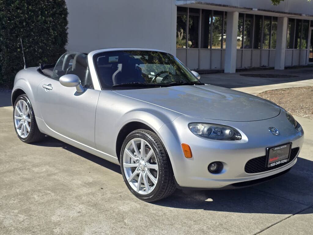 2006 MAZDA MX-5
