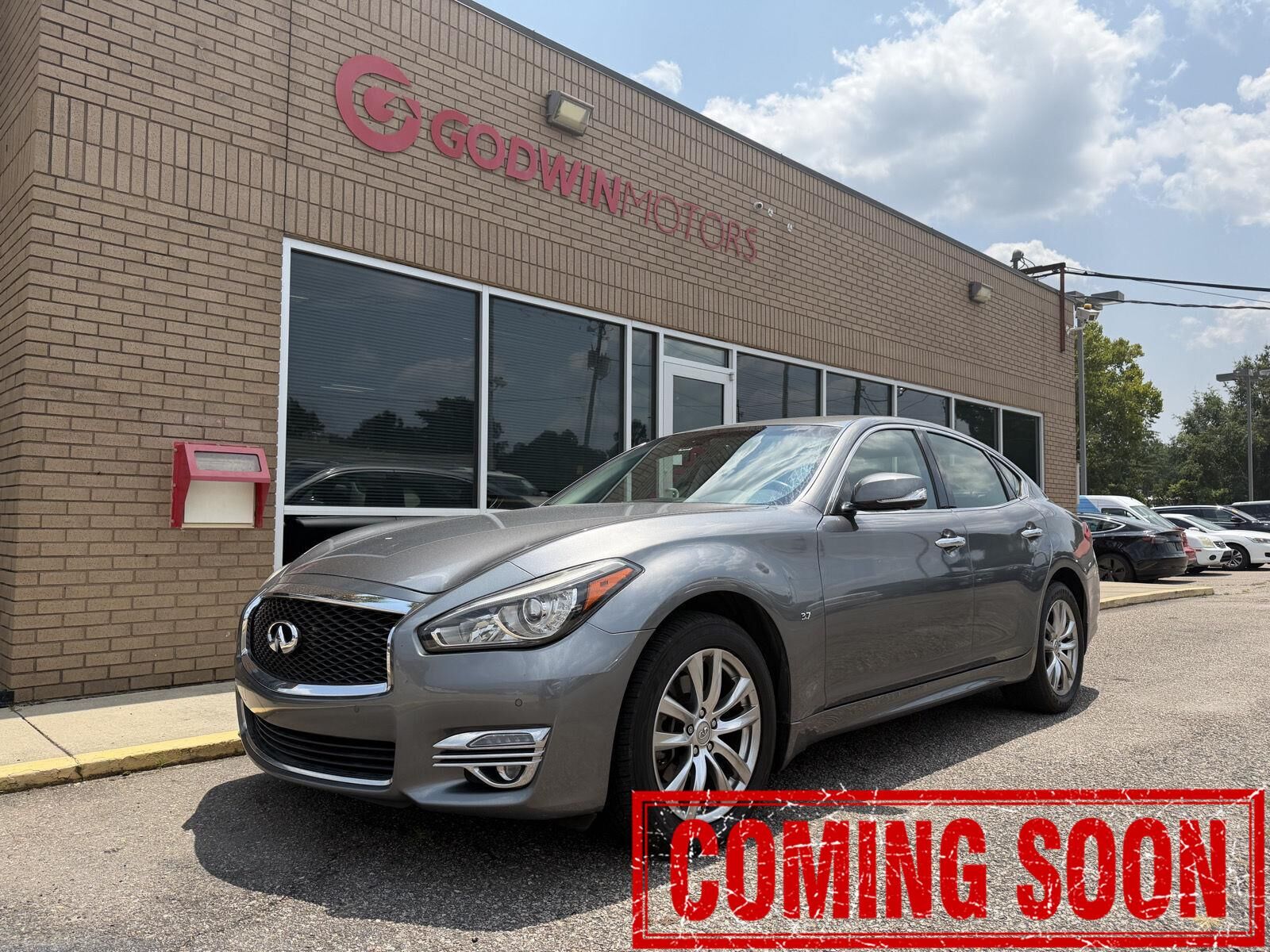 2017 INFINITI Q70