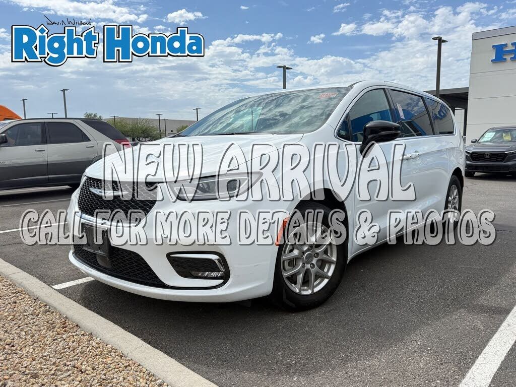 2025 CHRYSLER Pacifica