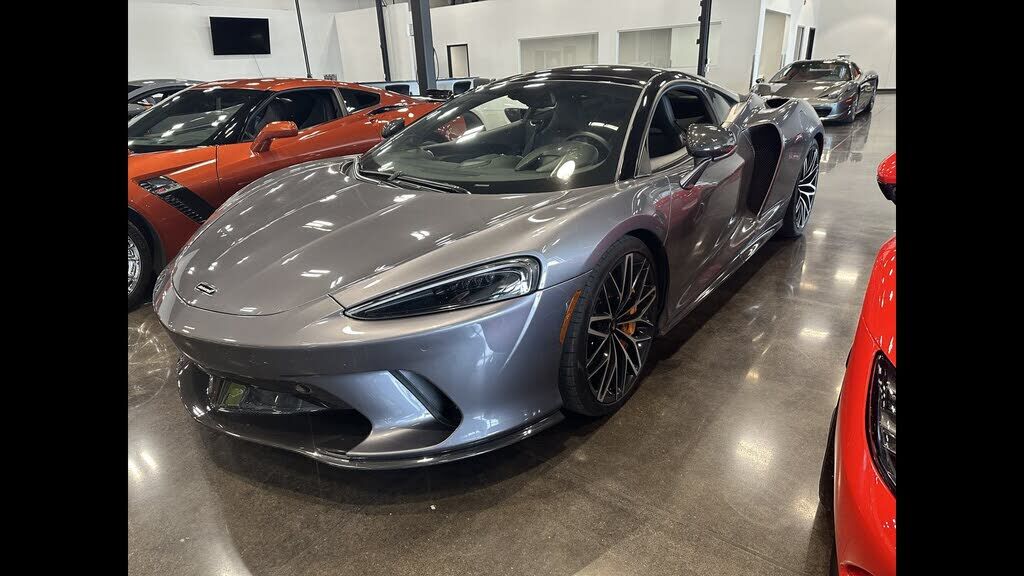 2023 MCLAREN GT