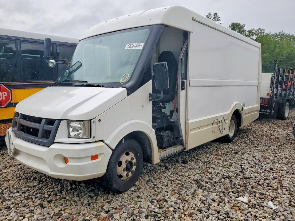 2013 ISUZU NPR/NPR-HD