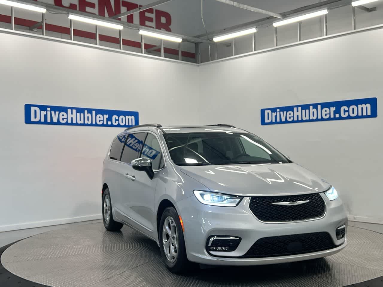 2023 CHRYSLER Pacifica