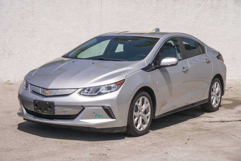 2017 CHEVROLET Volt