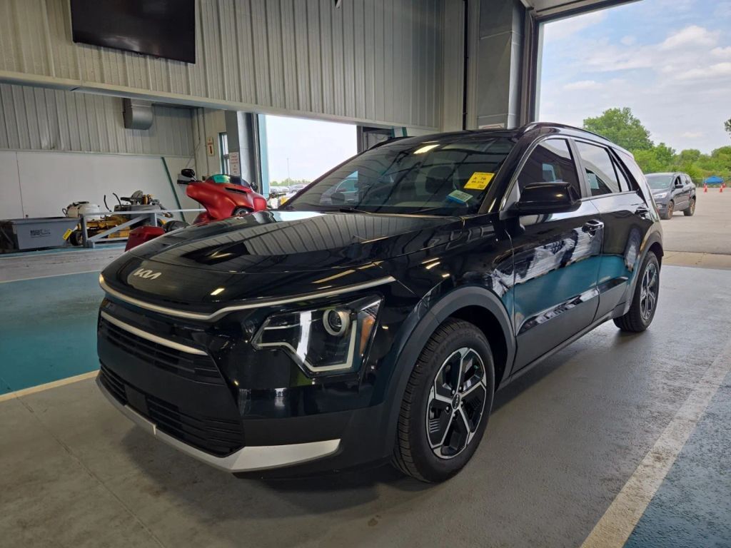 2023 KIA Niro