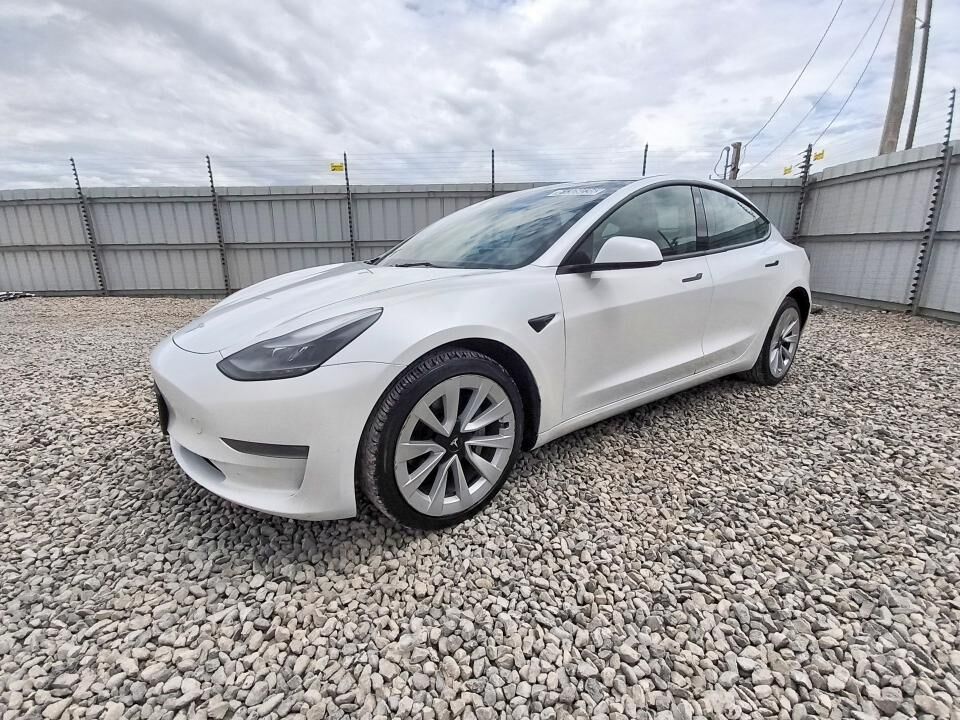 2023 TESLA Model 3