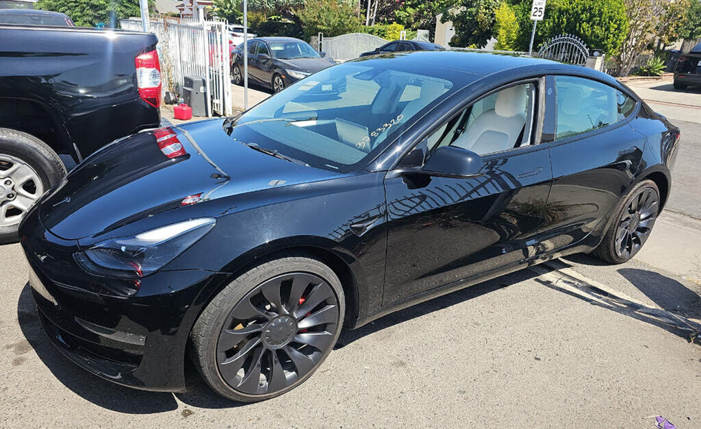 2023 TESLA Model 3