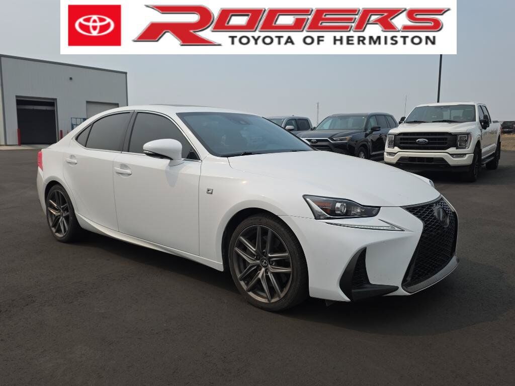 2019 LEXUS IS