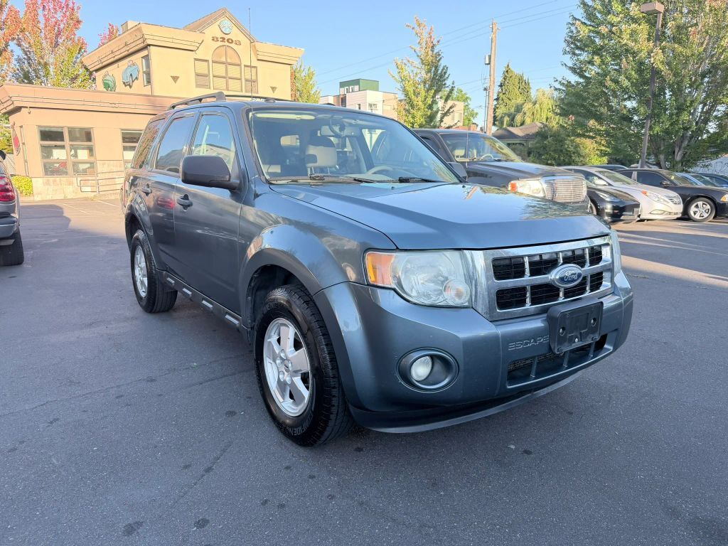 2011 FORD Escape