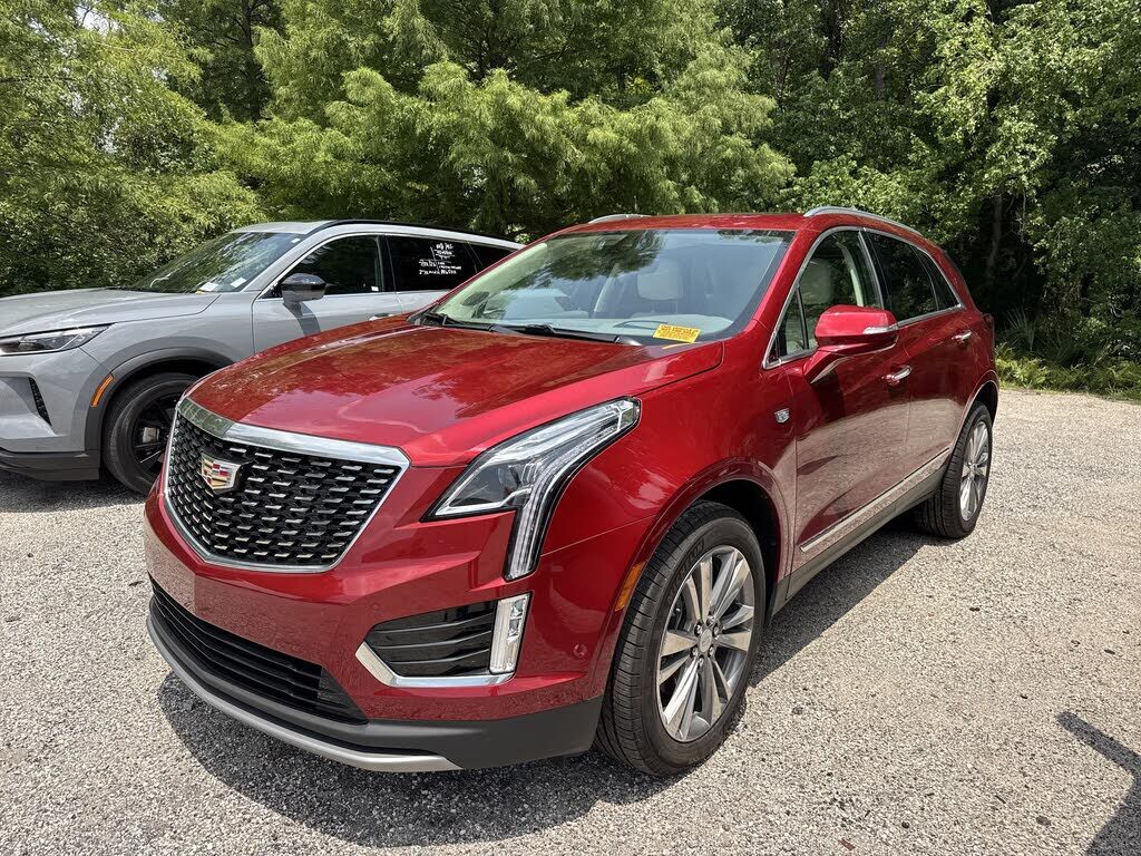 2025 CADILLAC XT5