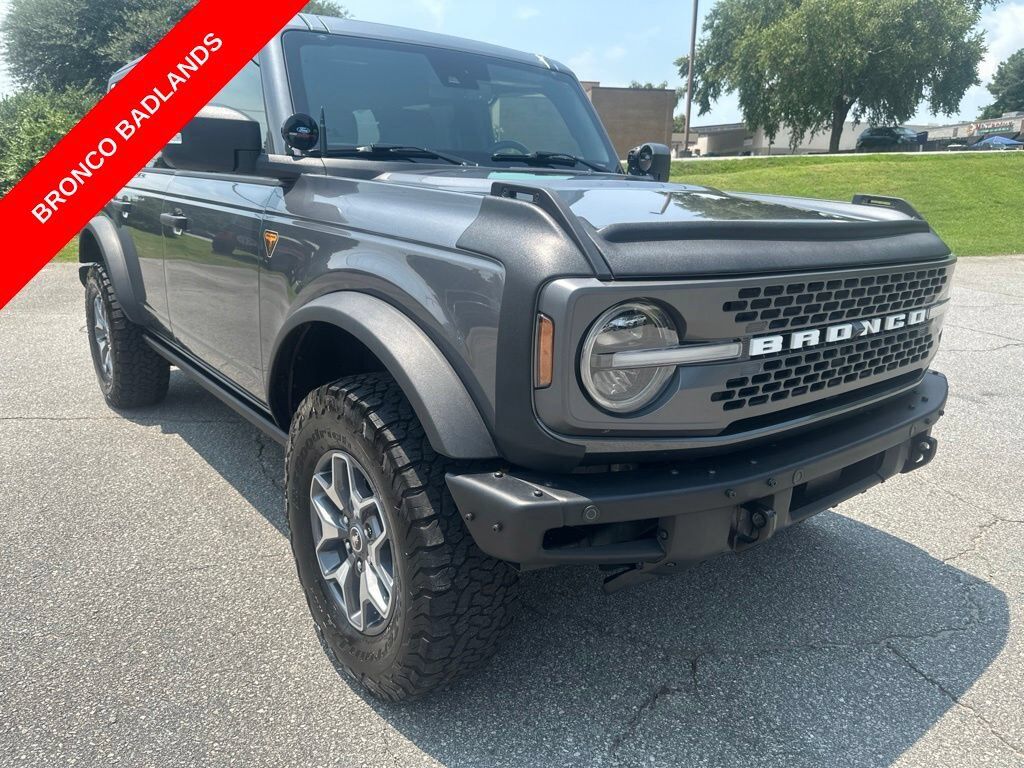 2024 FORD Bronco