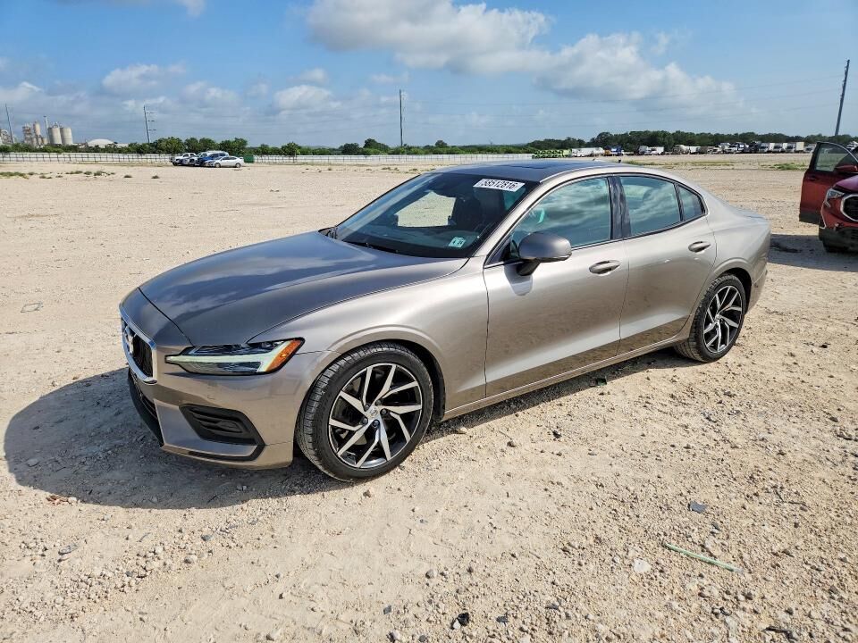 2019 VOLVO S60