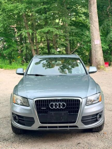 2010 AUDI Q5