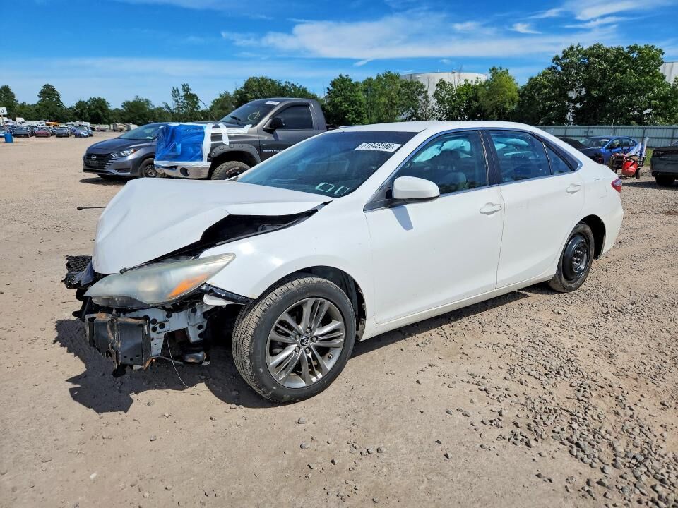2016 TOYOTA Camry