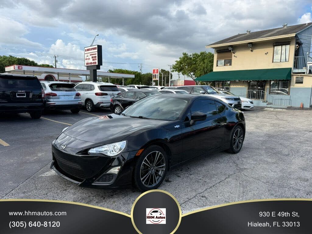 2013 TOYOTA Scion