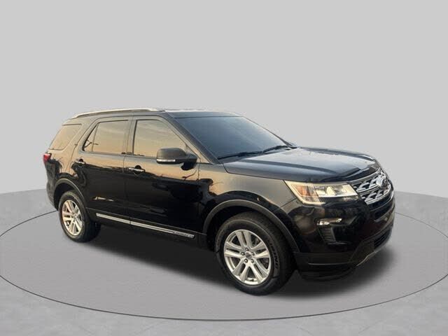2019 FORD Explorer