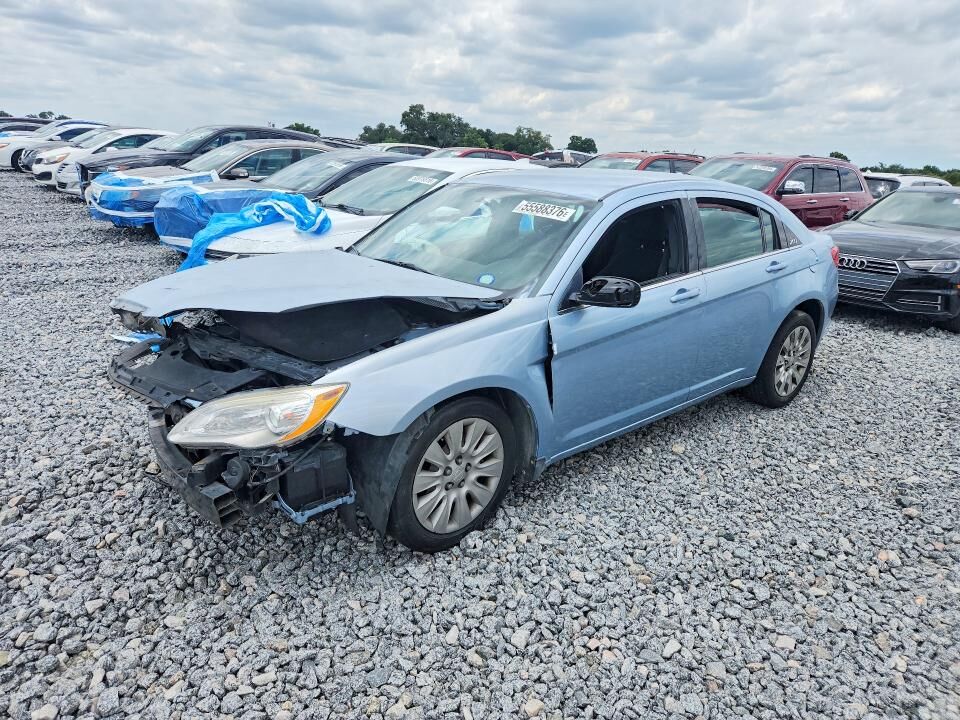 2013 CHRYSLER 200