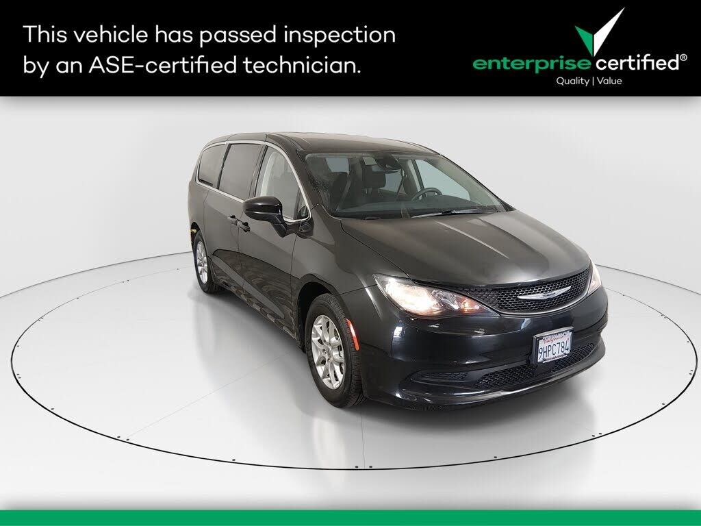2023 CHRYSLER Voyager