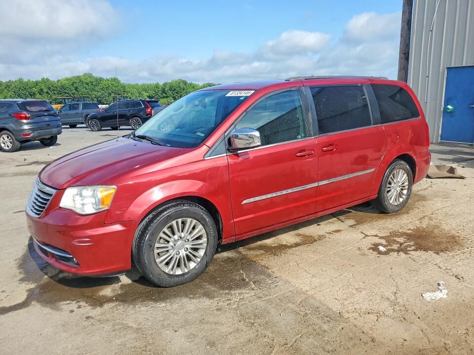 2015 CHRYSLER Town and Country