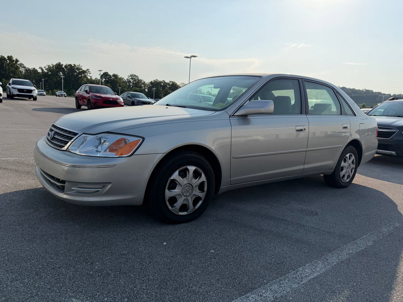 2004 TOYOTA Avalon