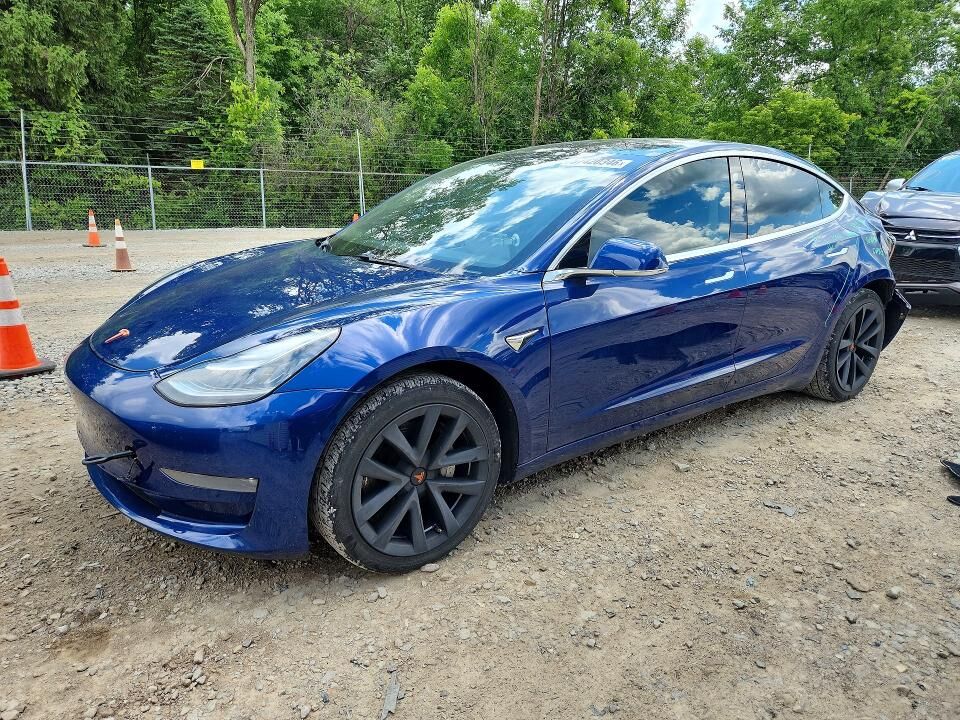 2020 TESLA Model 3