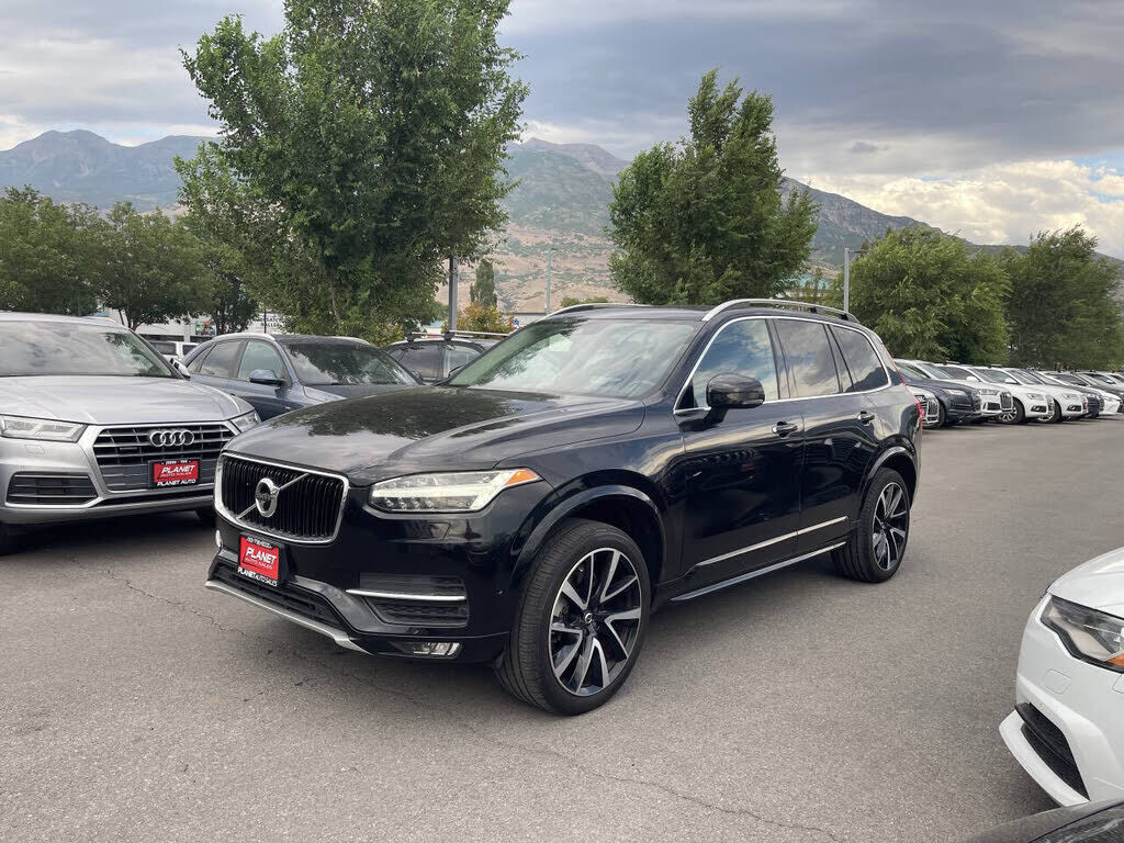 2019 VOLVO XC90
