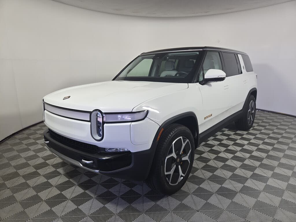 2024 RIVIAN R1S