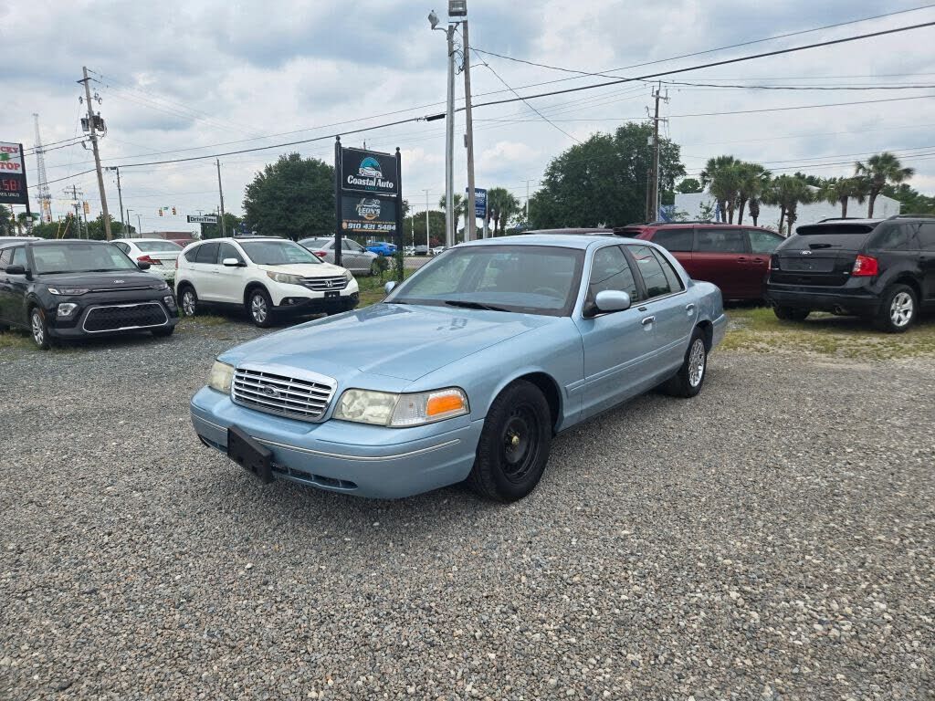 2002 FORD Crown Victoria