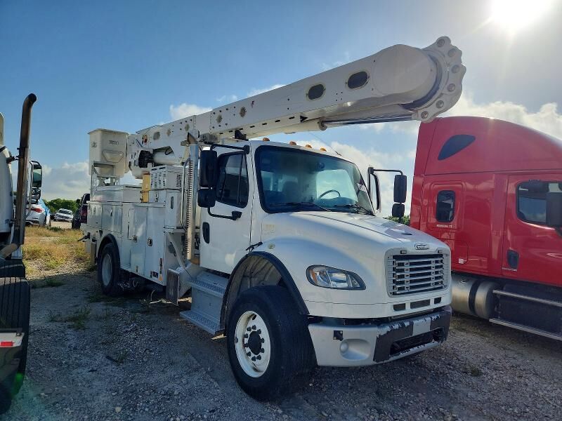 2018 FREIGHTLINER M2