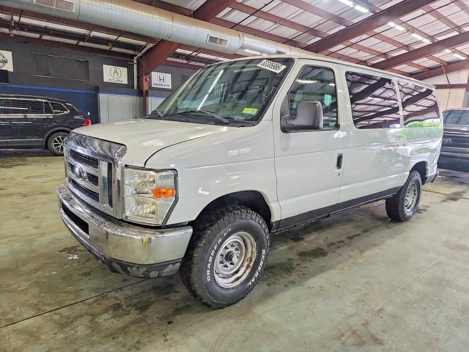 2011 FORD E-350