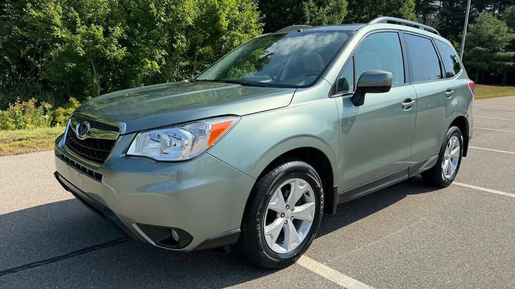 2015 SUBARU Forester