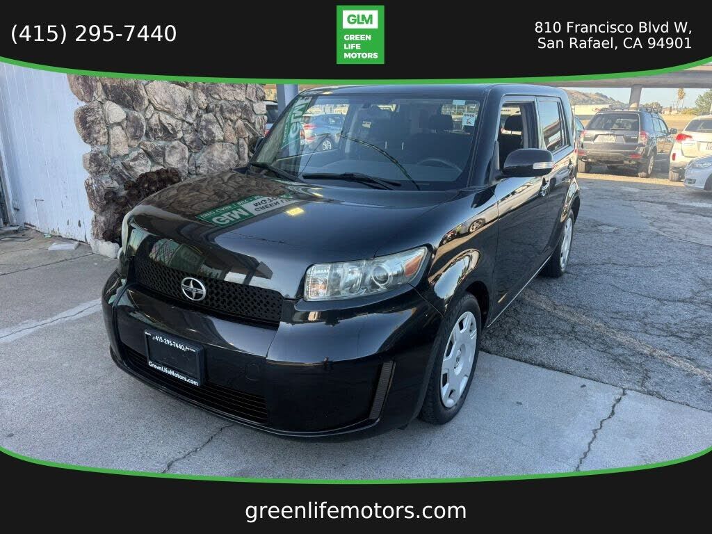2010 TOYOTA SCION
