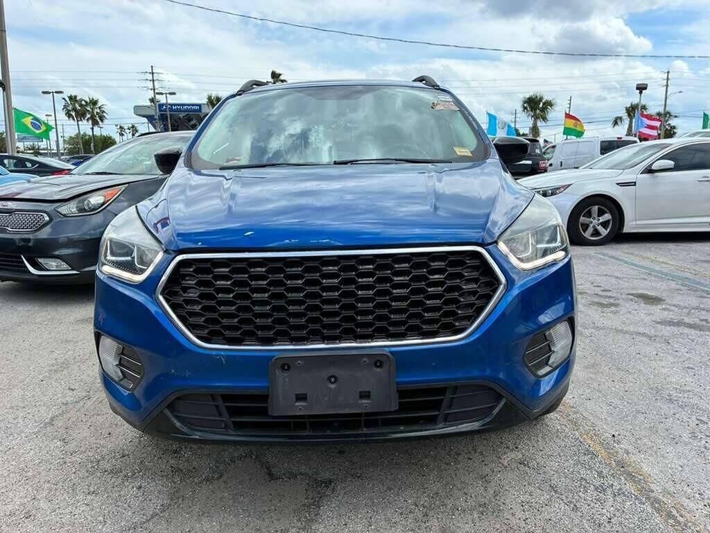 2017 FORD Escape