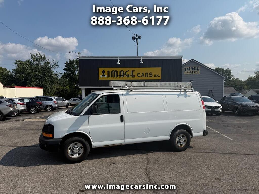 2013 CHEVROLET Express