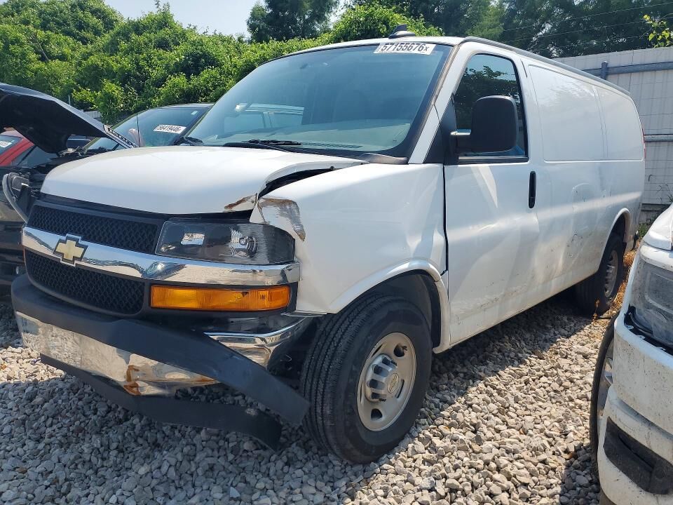 2024 CHEVROLET Express