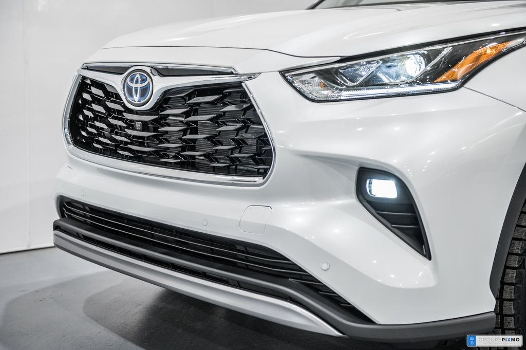 2026 TOYOTA Highlander