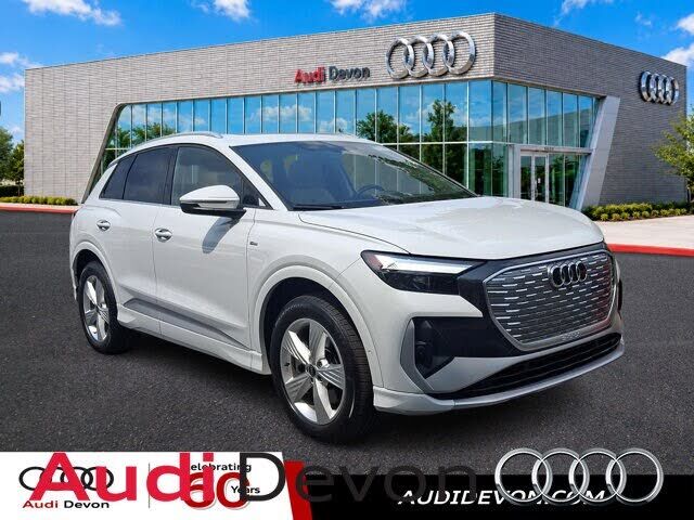 2023 AUDI Q4
