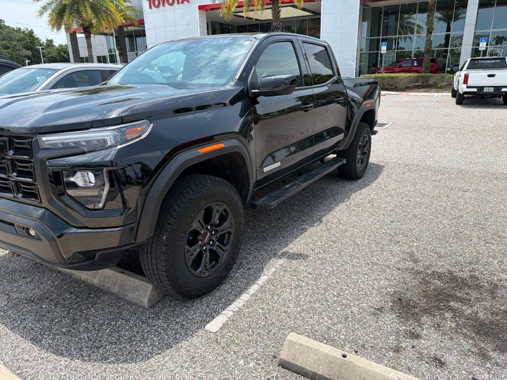 2025 GMC Canyon