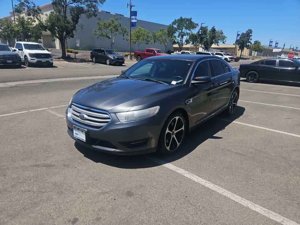 2016 FORD Taurus