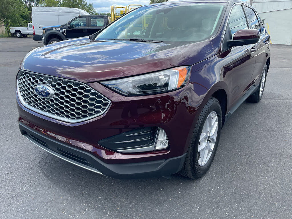 2023 FORD Edge