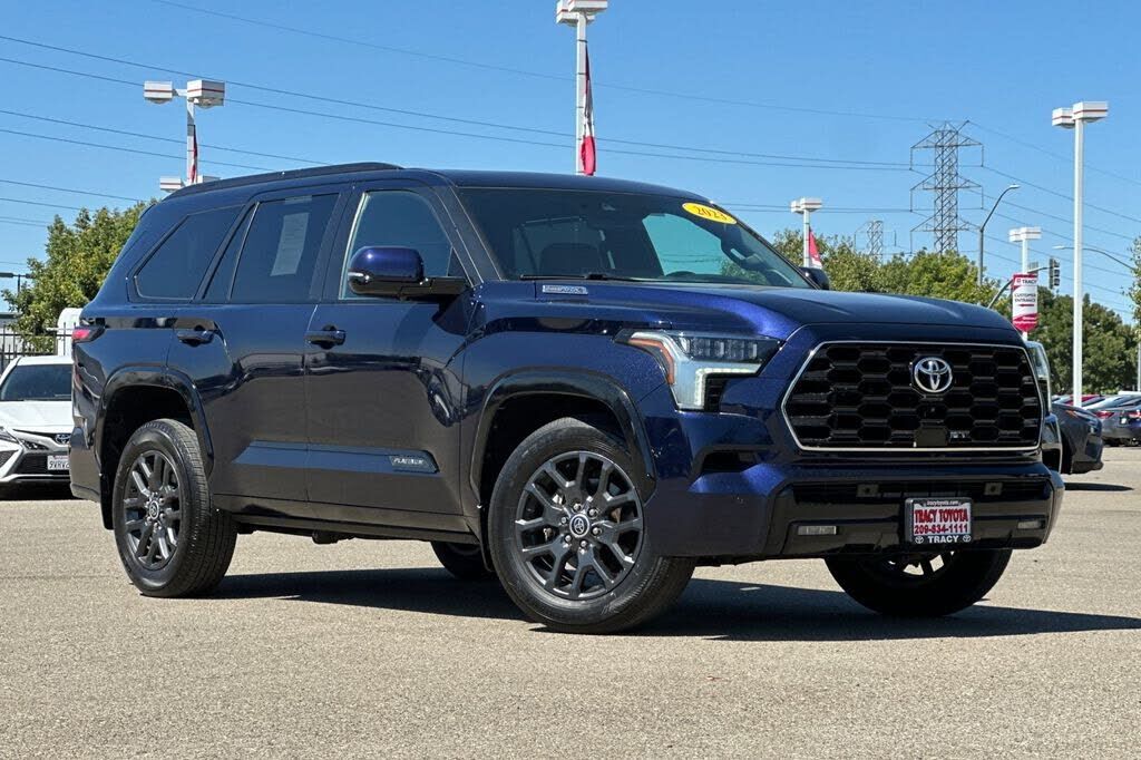 2023 TOYOTA Sequoia